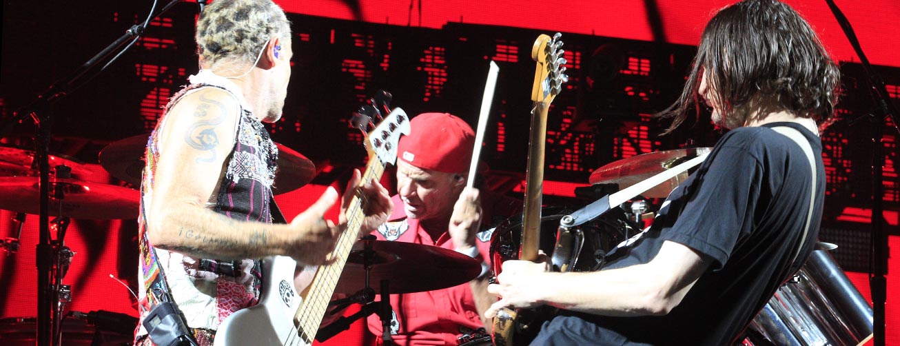 Red Hot Chili Peppers — A Fiery Concert in Abu Dhabi - Coming Soon in UAE   